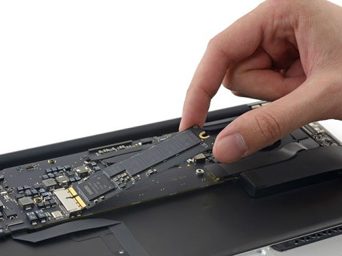 (gu)֪W(wng)վiFixitQ¿11Ӣ¿13ӢMacBook AirSSDٶȌ(du)һY(ji)l(f)F(xin)13ӢMBAC(j)SSDܣ_(sh)ҪϽһ